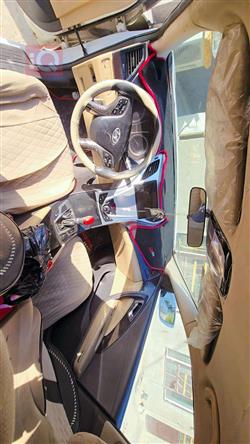 هيونداي أزيرا